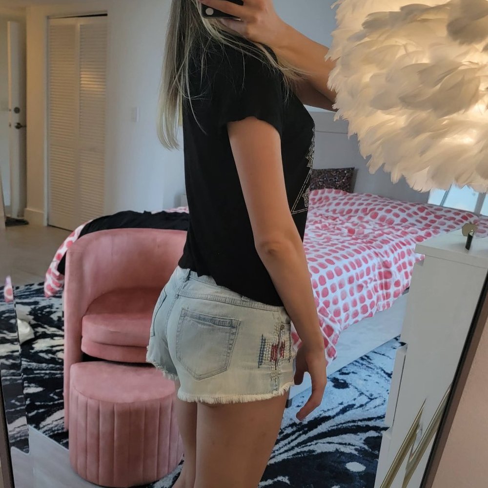 Bluespice Women Denim Shorts Lowrise Great Fit Size XS